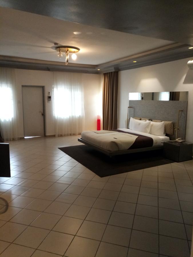 The Ambassador Abuja Hotel Eksteriør billede